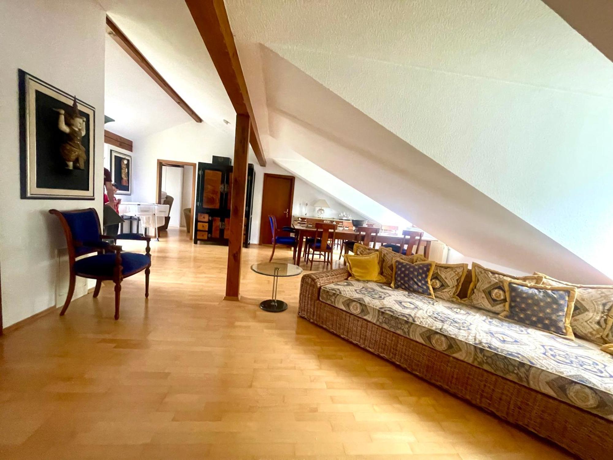 Wunderschoenes Grosses 3 Zimmer Apartament Zentrum Goldstadt Familienfreundlich Mit Garage Pforzheim Buitenkant foto