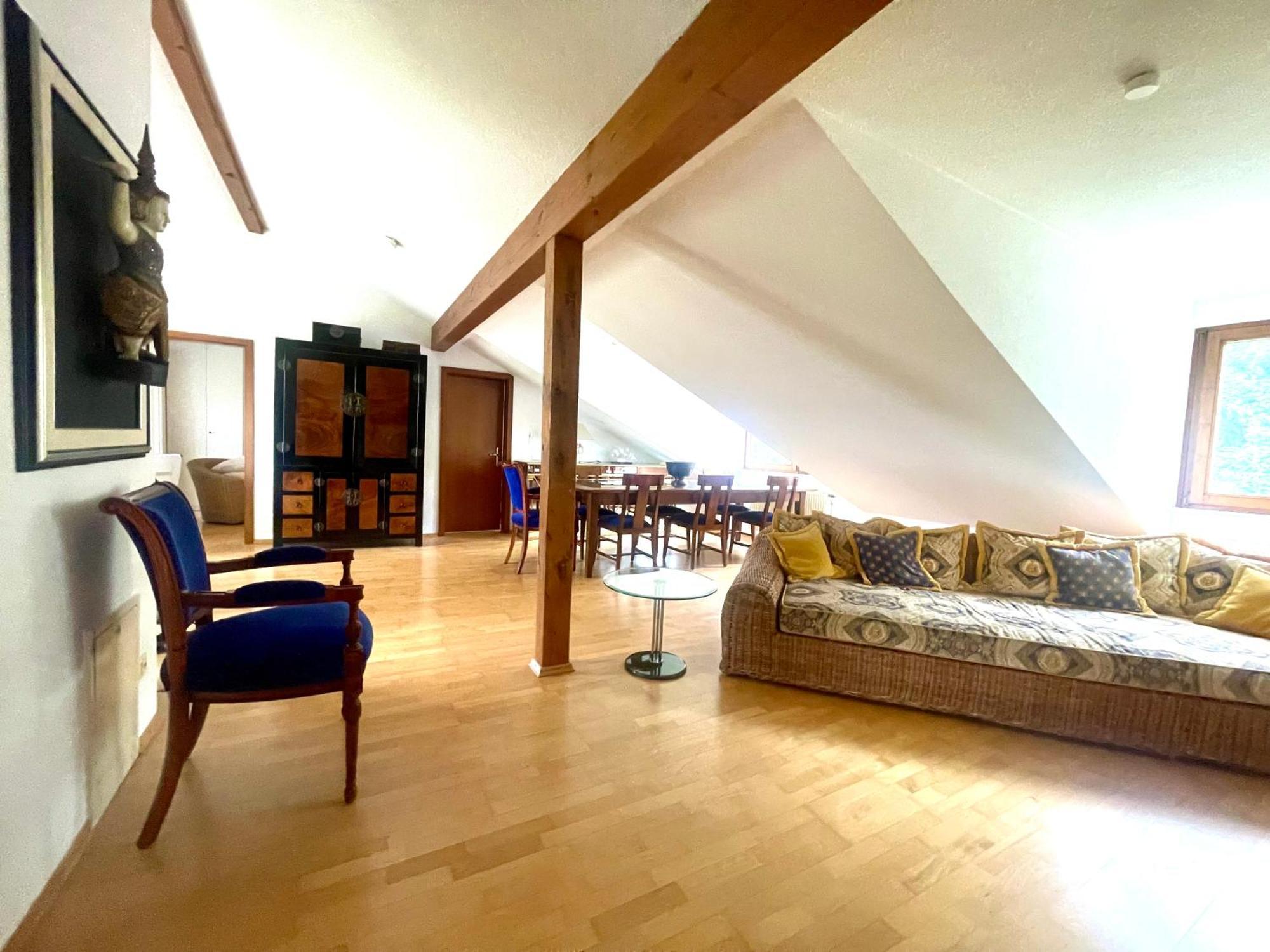 Wunderschoenes Grosses 3 Zimmer Apartament Zentrum Goldstadt Familienfreundlich Mit Garage Pforzheim Buitenkant foto